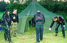 Camp6.jpg (35041 bytes)